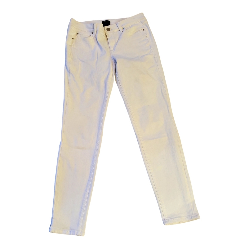 🔴White Ann Taylor Modern Fit Jeans